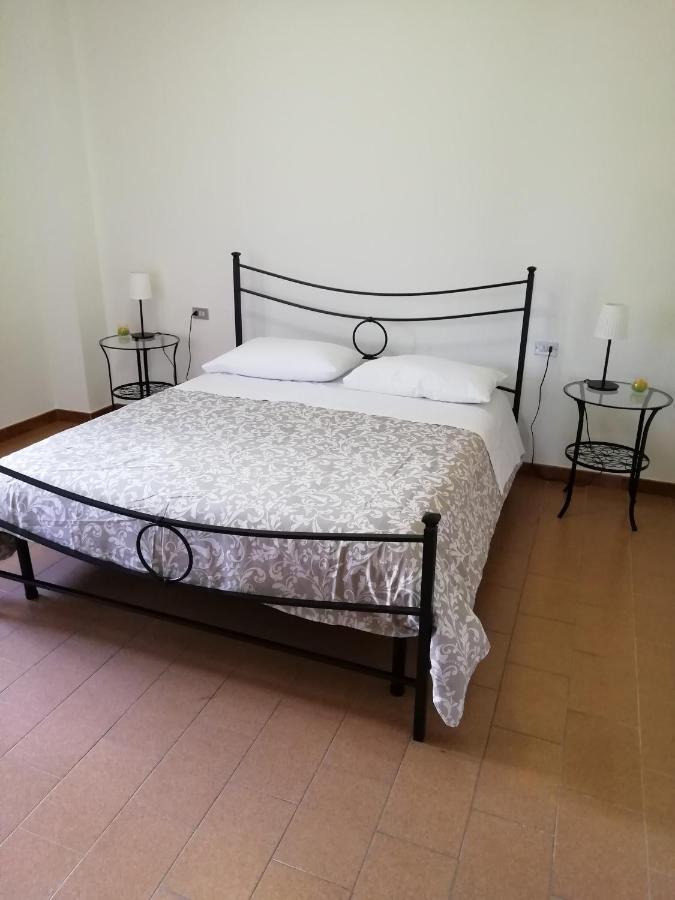 La Lanterna Di Lanfo Apartment Assisi Bagian luar foto